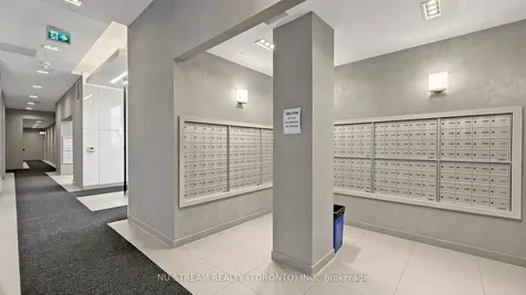 20 Meadowglen Place Toronto ON M1G 0A9