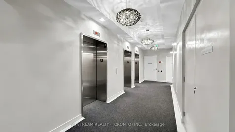 20 Meadowglen Place Toronto ON M1G 0A9
