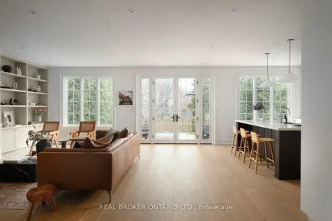16 Glenshaw Crescent Toronto ON M4B 2C9