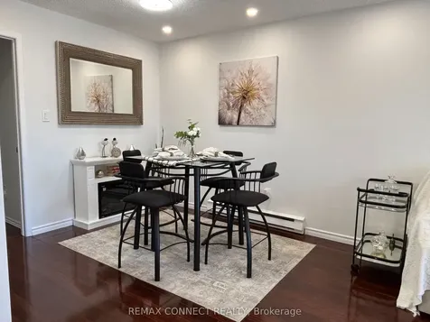 594 Waverly Street N Oshawa ON L1J 7G1