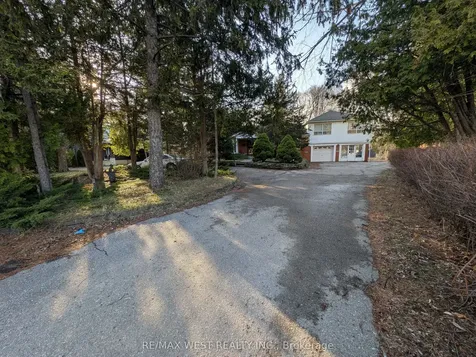 1192 & 1200 Kingston Road Pickering ON L1V 1B4