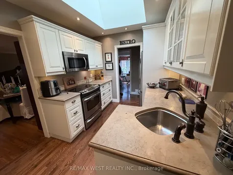 1184 Kingston Road Road N Pickering ON L1V 1B4