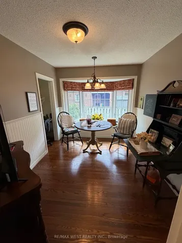 1184 Kingston Road Road N Pickering ON L1V 1B4