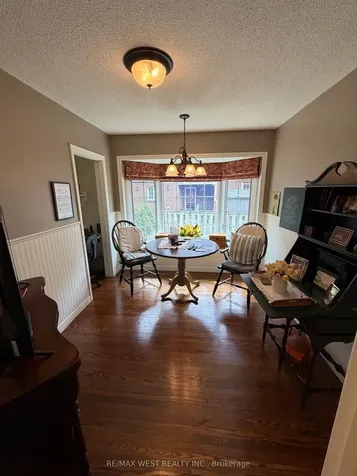 1184 Kingston Road Road N Pickering ON L1V 1B4
