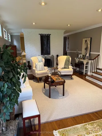 1184 Kingston Road Road N Pickering ON L1V 1B4