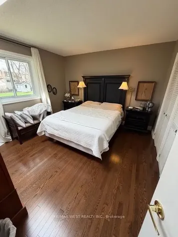 1184 Kingston Road Road N Pickering ON L1V 1B4
