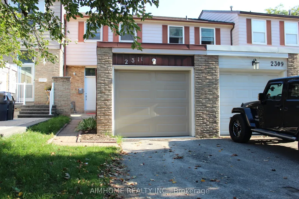 2311 Bridletowne Circle Toronto ON M1W 2L3