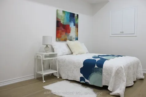 2311 Bridletowne Circle Toronto ON M1W 2L3