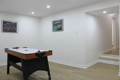 2311 Bridletowne Circle Toronto ON M1W 2L3