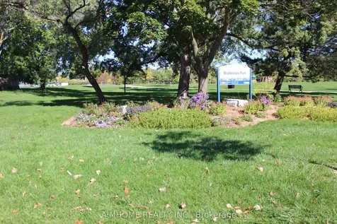 2311 Bridletowne Circle Toronto ON M1W 2L3