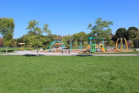 2311 Bridletowne Circle Toronto ON M1W 2L3