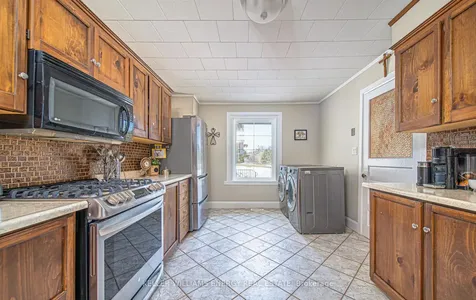 560 Taunton Road W Ajax ON L1T 4S9
