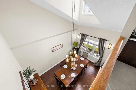 9 Clayton Crescent Clarington ON L1C 4P2