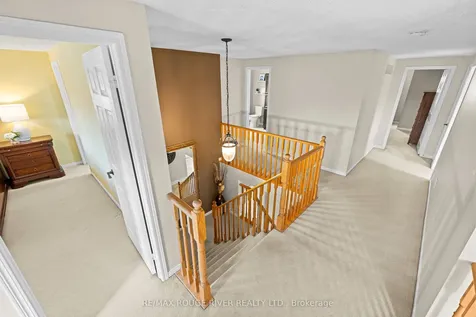 9 Clayton Crescent Clarington ON L1C 4P2