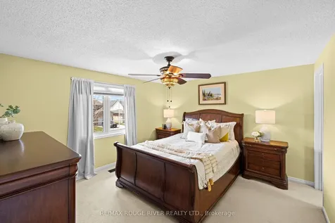 9 Clayton Crescent Clarington ON L1C 4P2