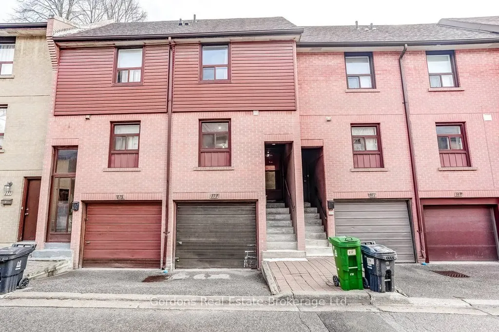 275 Broadview Avenue Toronto ON M4M 3H5