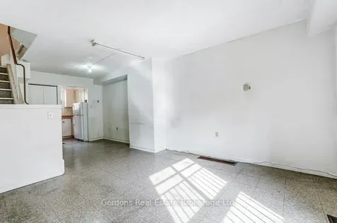 275 Broadview Avenue Toronto ON M4M 3H5