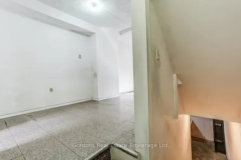 275 Broadview Avenue Toronto ON M4M 3H5