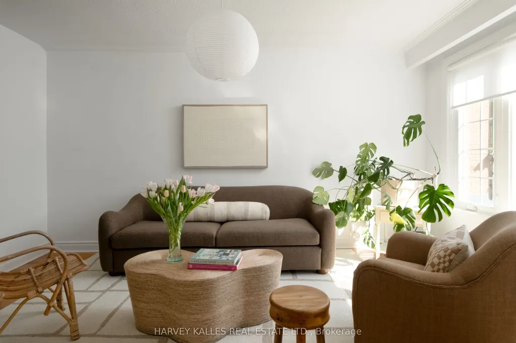 354 Highfield Road Toronto ON M4L 2V6