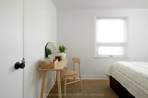 354 Highfield Road Toronto ON M4L 2V6
