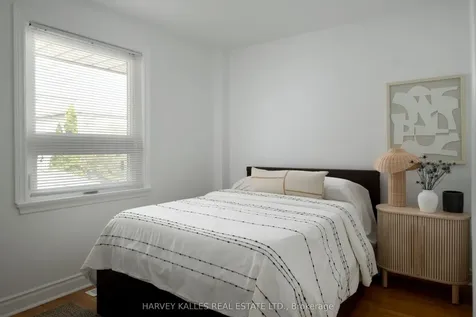 354 Highfield Road Toronto ON M4L 2V6