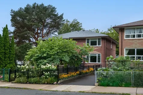 354 Highfield Road Toronto ON M4L 2V6