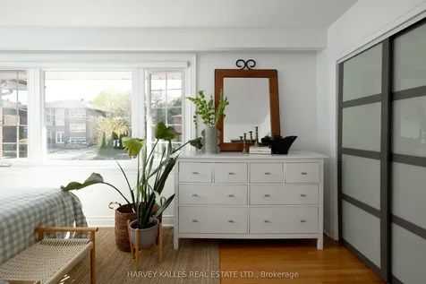 354 Highfield Road Toronto ON M4L 2V6