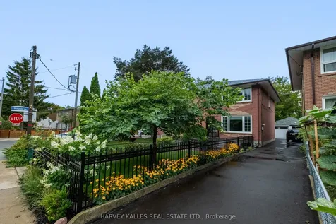 354 Highfield Road Toronto ON M4L 2V6
