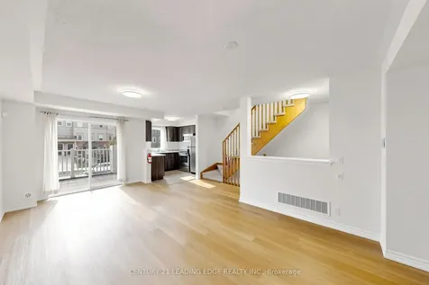 61 Far North Court Oshawa ON L1L 0J5
