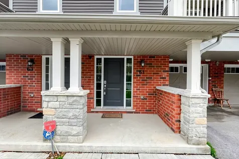 61 Far North Court Oshawa ON L1L 0J5
