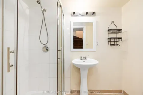 227 Huntingdale Boulevard Toronto ON M1W 1T2
