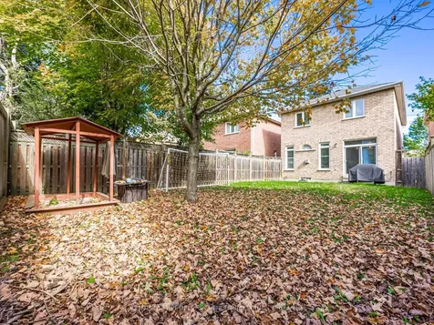 118A Manse Road Toronto ON M1E 3V1