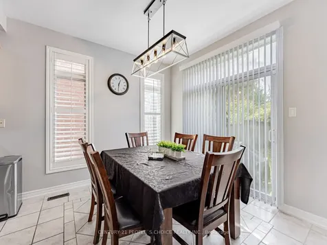 118A Manse Road Toronto ON M1E 3V1