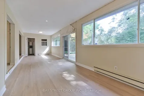 33 Kilchurn Castle Drive Toronto ON M1T 2W3