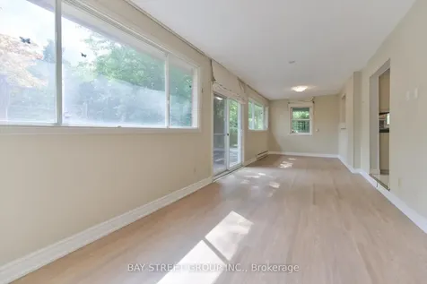 33 Kilchurn Castle Drive Toronto ON M1T 2W3