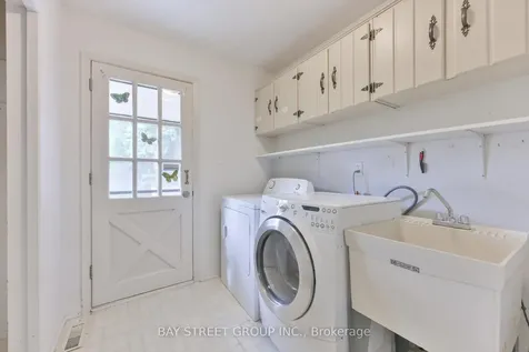 33 Kilchurn Castle Drive Toronto ON M1T 2W3