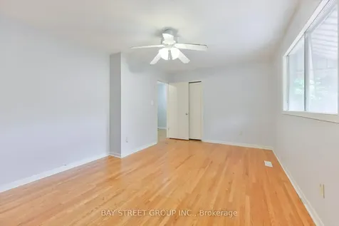 33 Kilchurn Castle Drive Toronto ON M1T 2W3