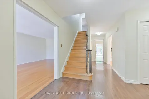 33 Kilchurn Castle Drive Toronto ON M1T 2W3
