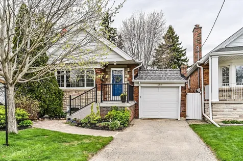 218 Glenwood Crescent Toronto ON M4B 1K4