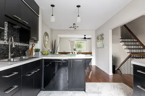 350 Camelot Court Oshawa ON L1G 6P7