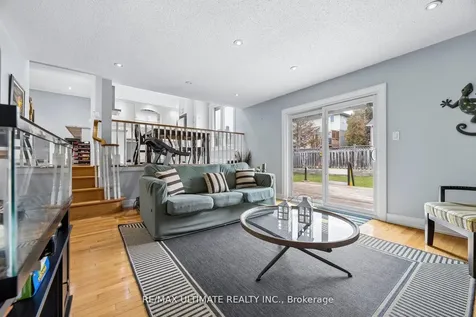 864 Copperfield Drive Oshawa ON L1K 1P5