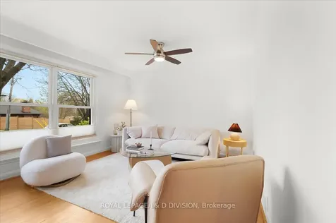 8 Gaiety Drive Toronto ON M1H 1C1