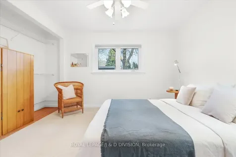 8 Gaiety Drive Toronto ON M1H 1C1