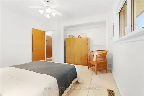 8 Gaiety Drive Toronto ON M1H 1C1