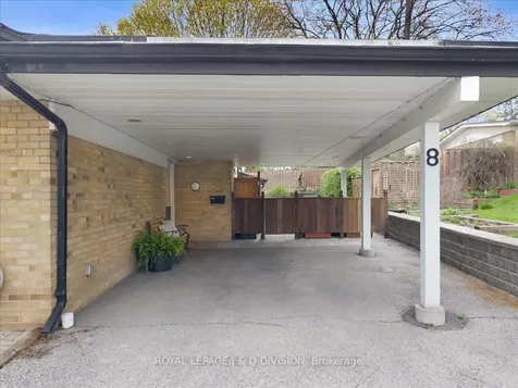 8 Gaiety Drive Toronto ON M1H 1C1