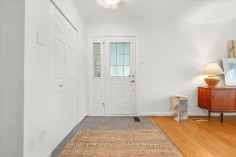 8 Gaiety Drive Toronto ON M1H 1C1
