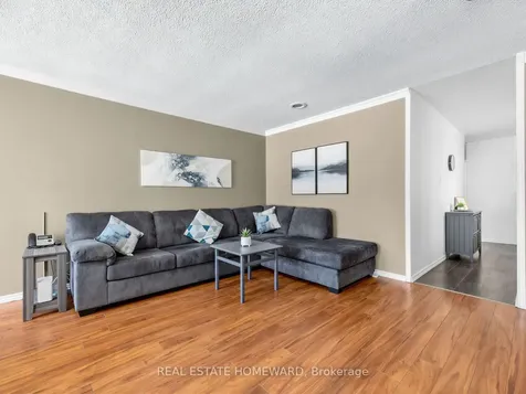 44 Westbourne Avenue Toronto ON M1L 2Y4