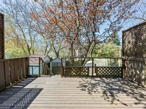 44 Westbourne Avenue Toronto ON M1L 2Y4