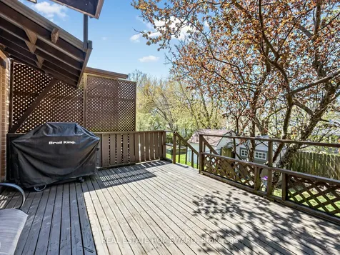 44 Westbourne Avenue Toronto ON M1L 2Y4
