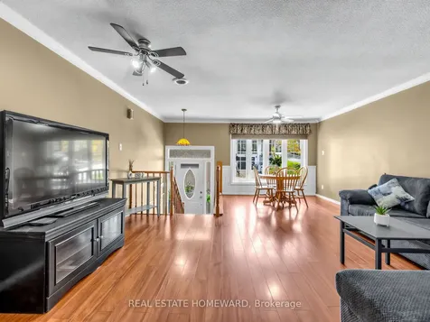 44 Westbourne Avenue Toronto ON M1L 2Y4